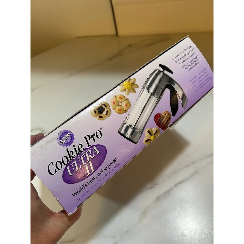 Wilton Cookie Pro Ultra II Cookie Press Set 19 Disks 2104-1028 Spritz Maker